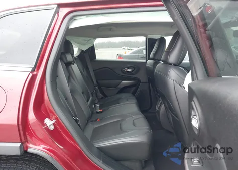 2021 Jeep Cherokee Latitude Plus 4X4 z USA, uszkodzony, nr VIN 1C4PJMLB6MD216448